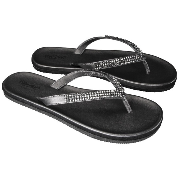 mossimo flip flops